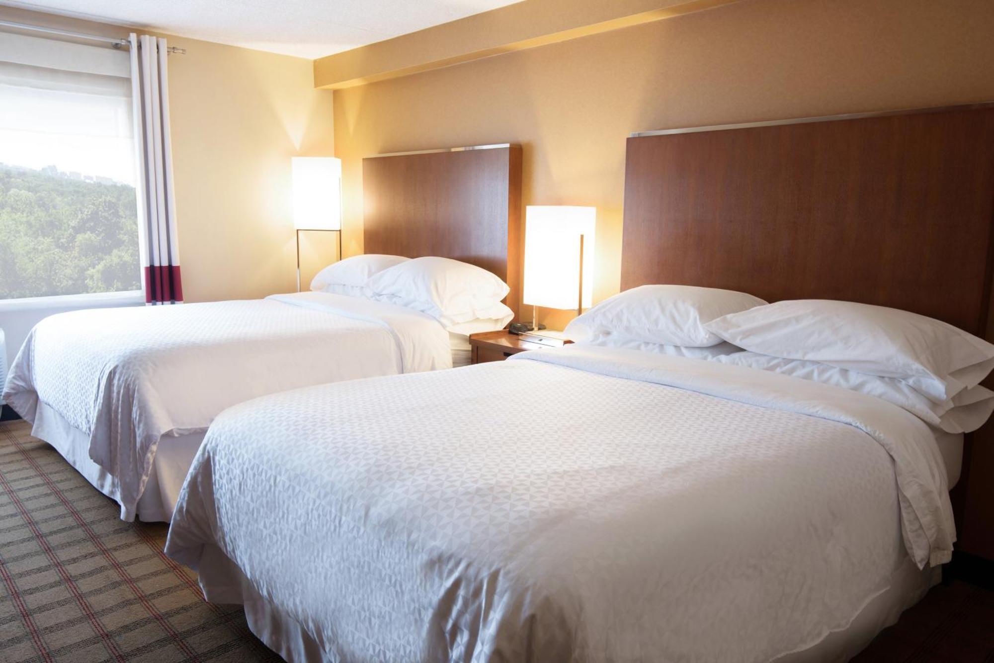 Four Points By Sheraton Winnipeg South Extérieur photo