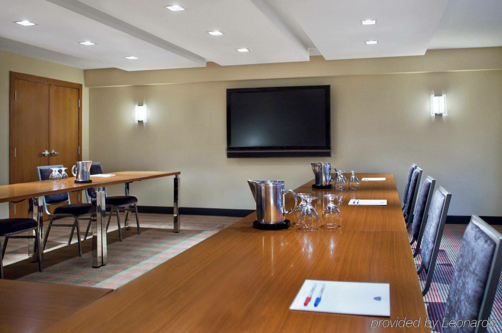 Four Points By Sheraton Winnipeg South Extérieur photo